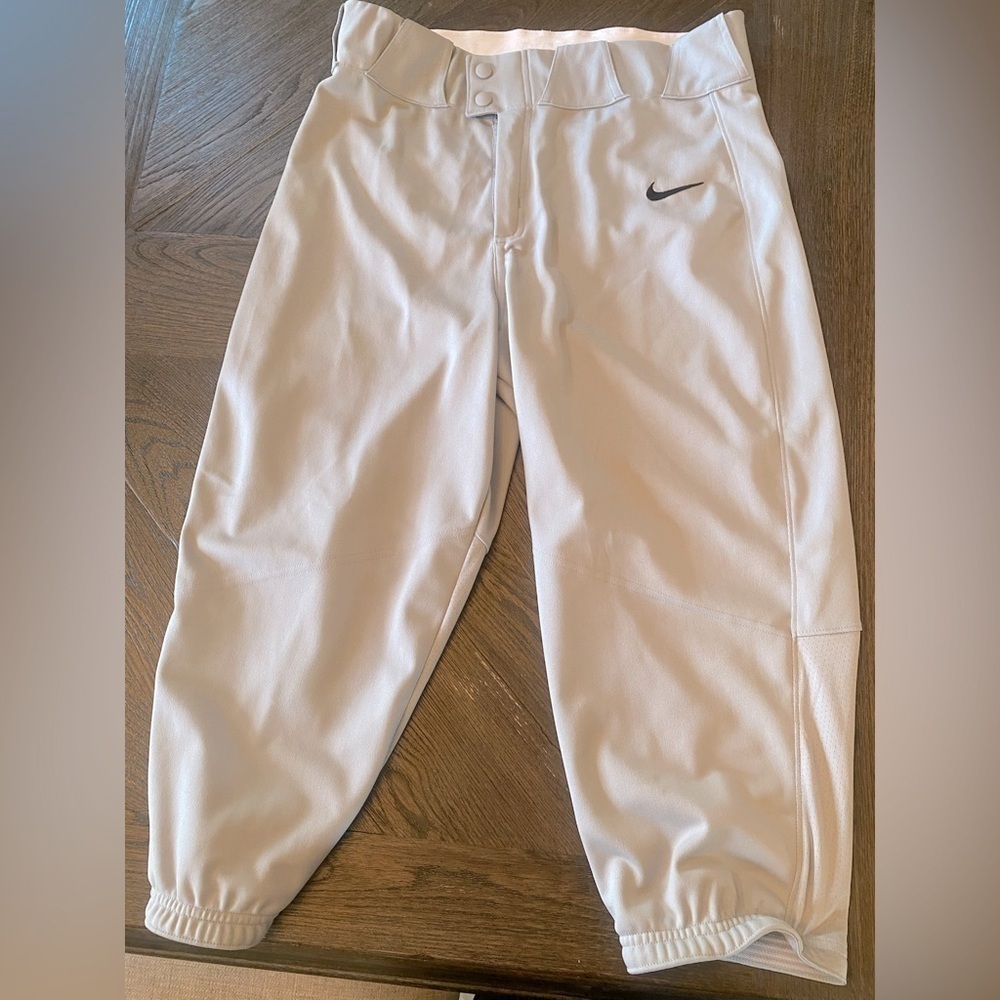 Nike baseball knickers